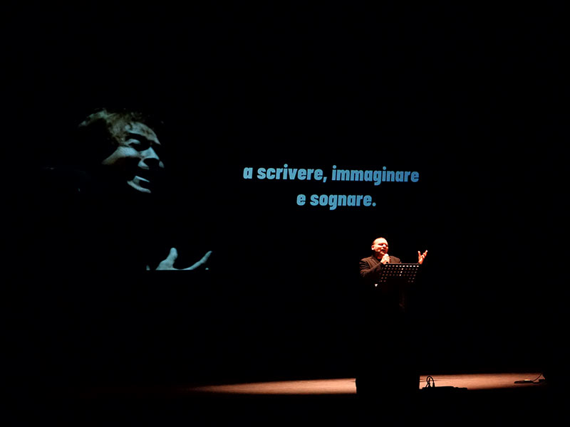Teatro Piccinni a Bari, 26 dicembre 2024